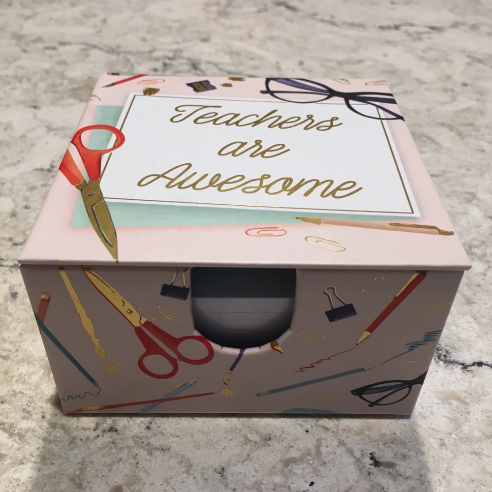 🌻“ Teacher’s Are Awesome” boxed note set with pen